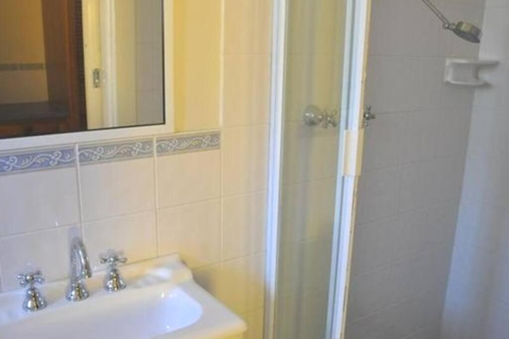 Spacious Holiday Home - Waikerie ภายนอก รูปภาพ