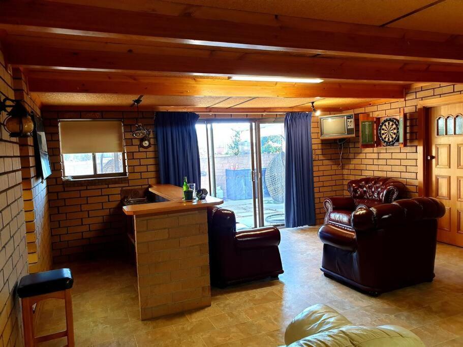 Spacious Holiday Home - Waikerie ภายนอก รูปภาพ