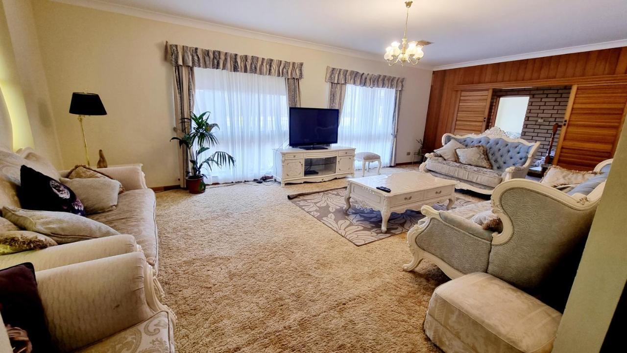 Spacious Holiday Home - Waikerie ภายนอก รูปภาพ