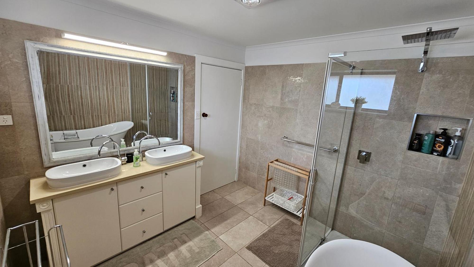 Spacious Holiday Home - Waikerie ภายนอก รูปภาพ